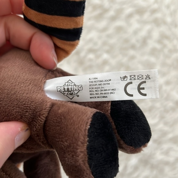 Red Panda Small Plush - Picture 6 of 8